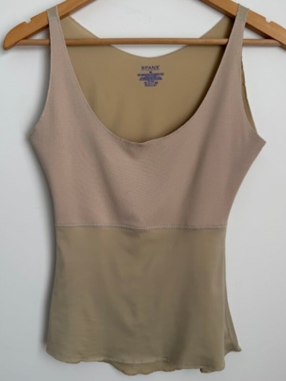 SPANX Hide & Sleek Body Smoothing Shapewear Camisole Tank Top Size M